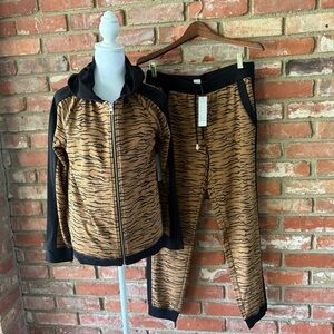 Chico's Brown and Black Animal Print Set